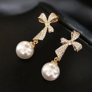 💎 NEW 14K Gold Plated Diamond Bow Pearl Stud Earrings